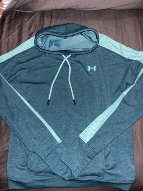 Under Armour Teal Hoodie with Light Teal Accents